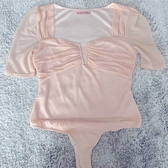 Skylar Rose deep V bodysuit - Picture 1 of 6